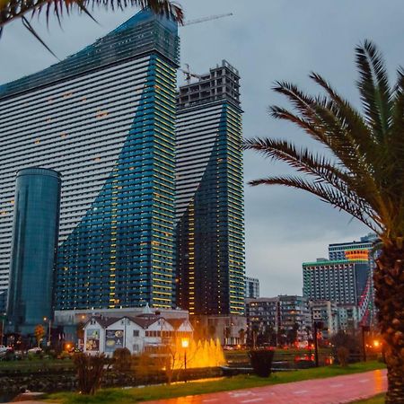 777 City Batumi Bagian luar foto