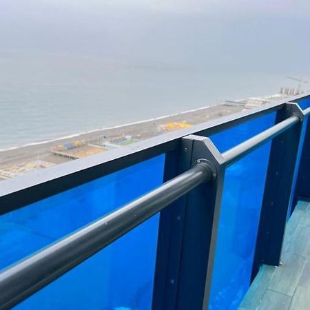 777 City Batumi Bagian luar foto