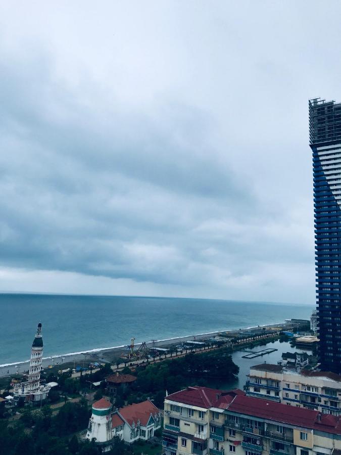 777 City Batumi Bagian luar foto